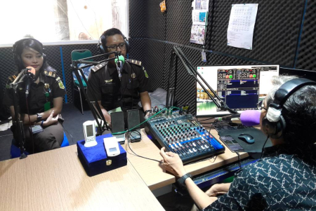 TALKSHOW JAKSA MENYAPA