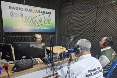 TALKSHOW CHATING MANIS