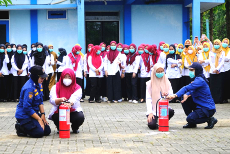 SIMULASI PENGGUNAAN APAR