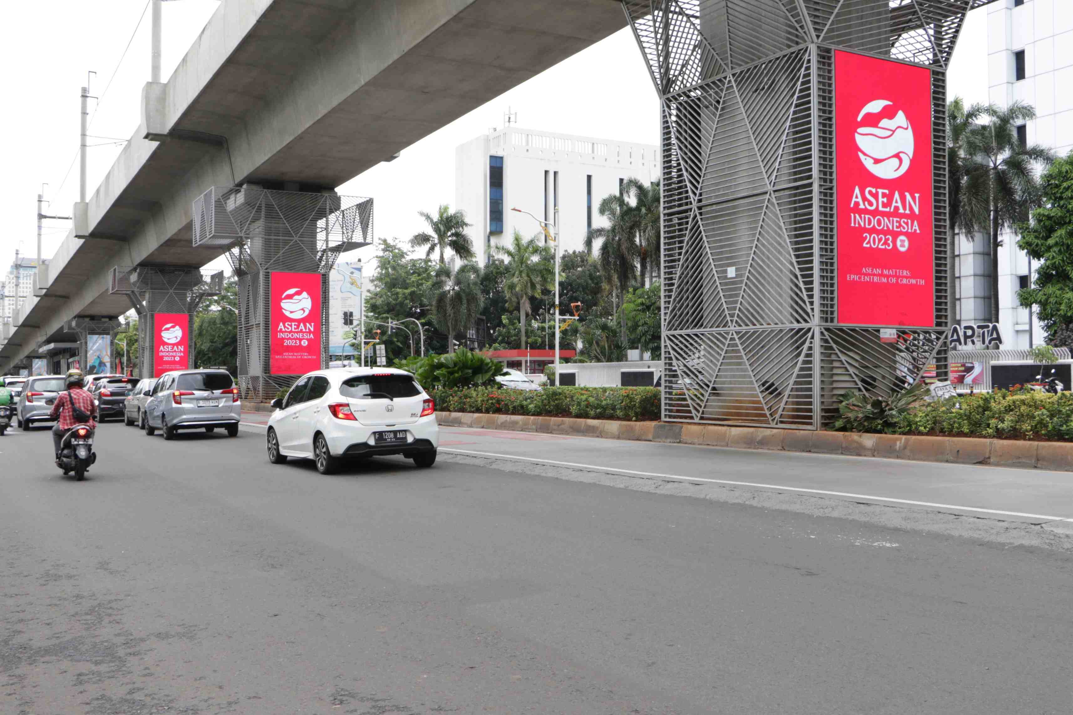 SOSIALISASI ASEAN 2023 INDONESIA MELALUI VIDEOTRON