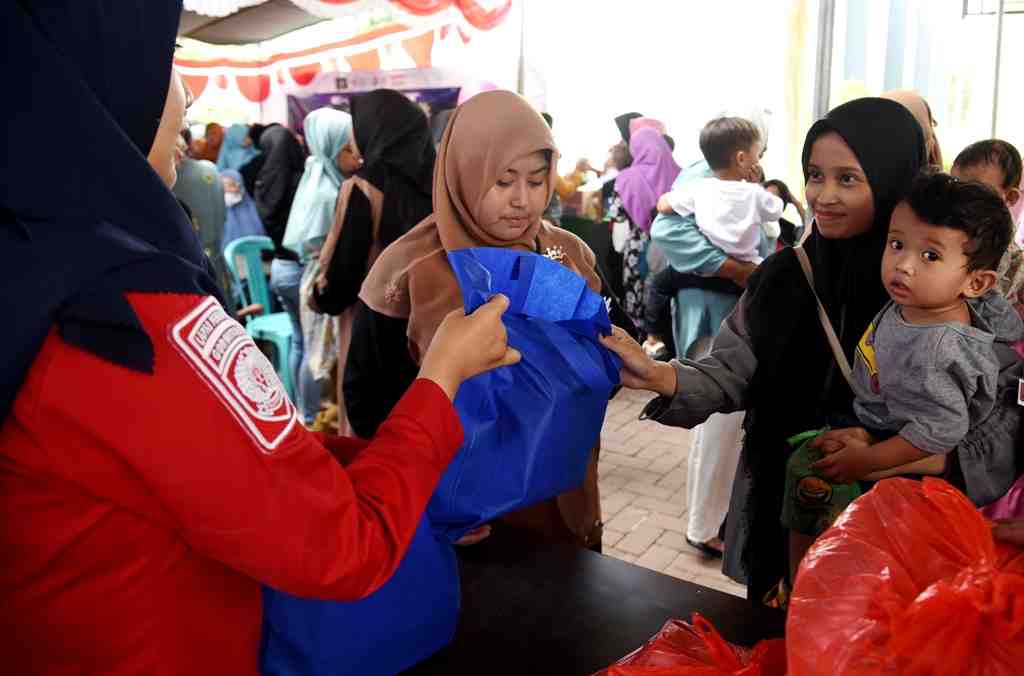 BANTUAN MAKANAN TAMBAHAN BALITA
