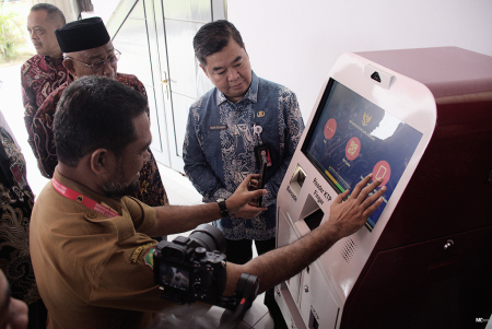 MESIN ANJUNGAN DUKCAPIL MANDIRI
