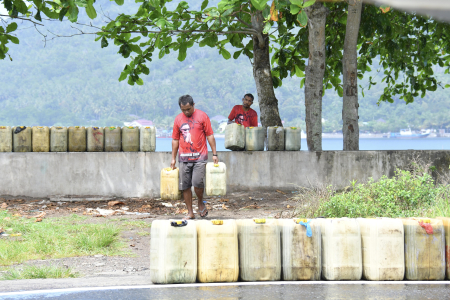ANGKUT BAHAN BAKAR
