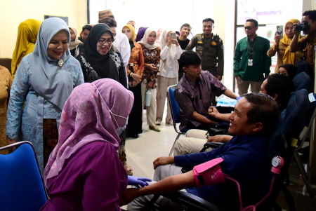 DONOR DARAH HARI KARTINI