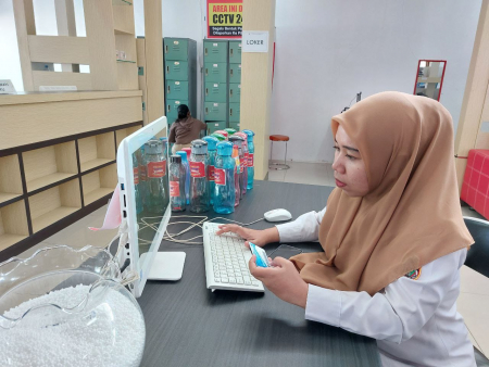 MENGINPUT DATA ANGGOTA PERPUSTAKAAN