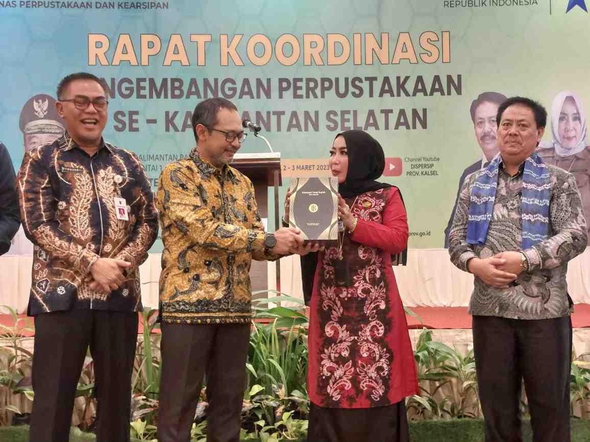 BUKU KHASANAH UANG RUPIAH