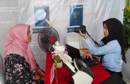 FOTO UNTUK PASPOR