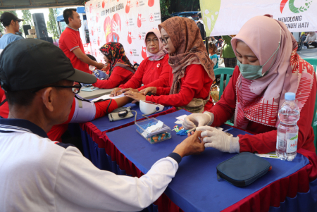 PEMERIKSAAN GULA DARAH GRATIS