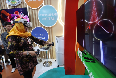 PAMERAN PELAYANAN PUBLIK DI JAWA TIMUR