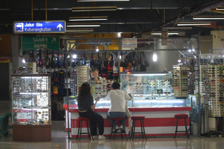RENCANA REVITALISASI TERMINAL BLOK M