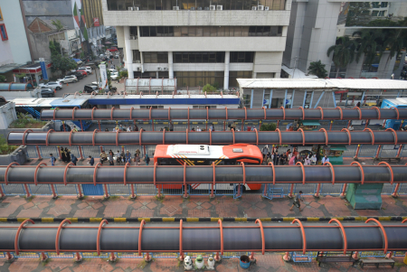 RENCANA REVITALISASI TERMINAL BLOK M