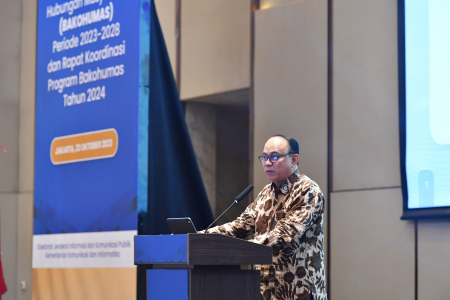 MENDORONG PEMERINTAH MENGADOPSI TEKNOLOGI TERBARU 