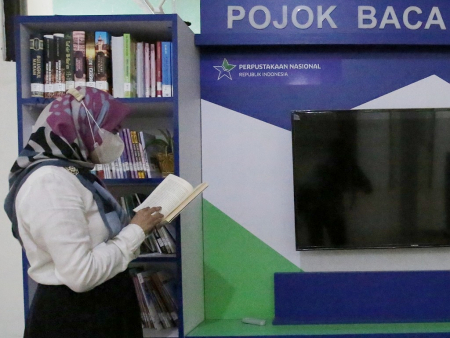 POJOK BACA MPP HUMA BETANG KOTA PALANGKA RAYA 