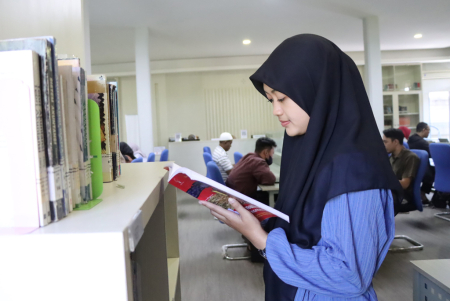 PERPUSTAKAAN MONUMEN PERS NASIONAL