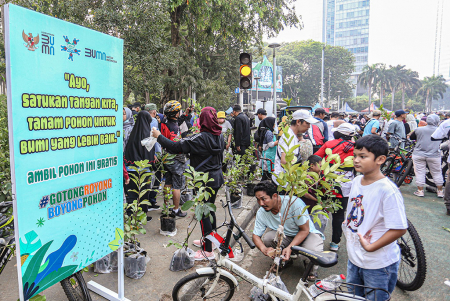 GOTONG ROYONG BOYONG POHON