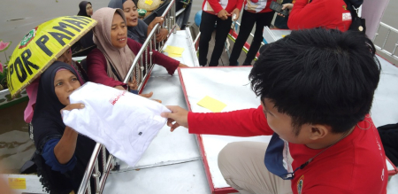 BERIKAN BAJU LAPOR! PAMAN