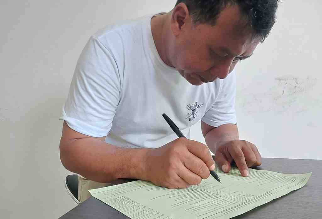 MENGISI FORMULIR DONOR DARAH