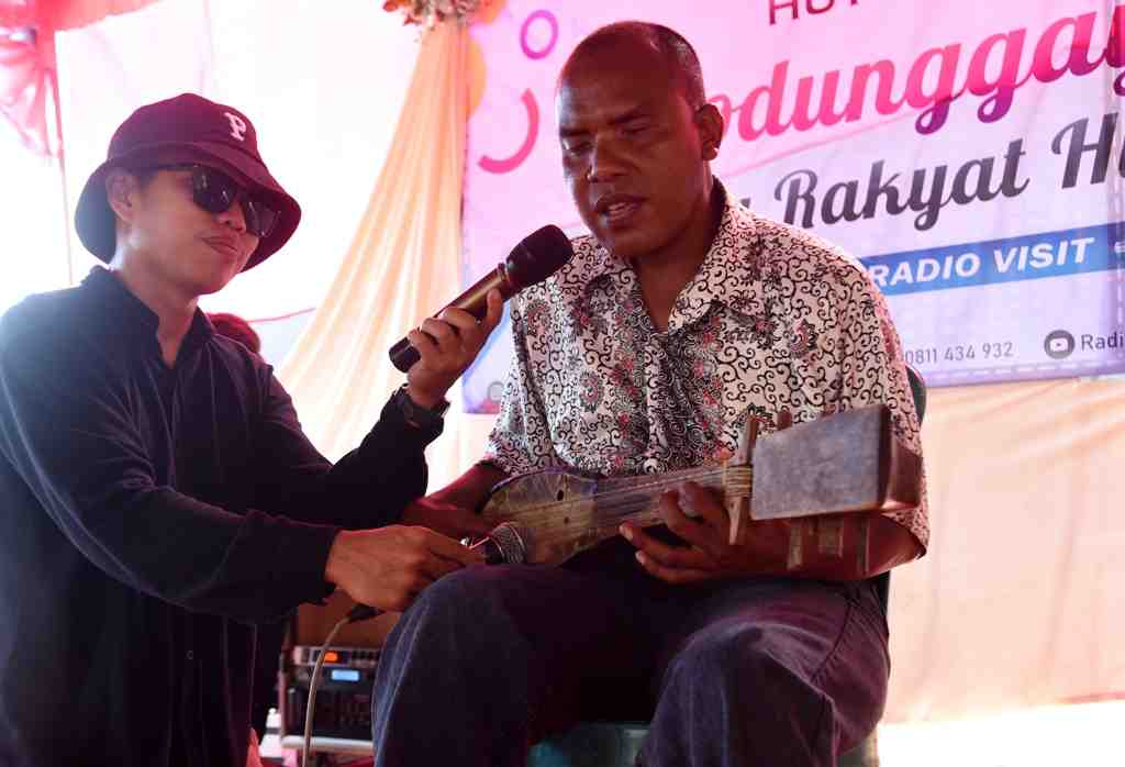 MUSIK TRADISIONAL GORONTALO