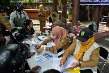 CATAT DATA PENUNGGAK PAJAK KENDARAAN BERMOTOR 