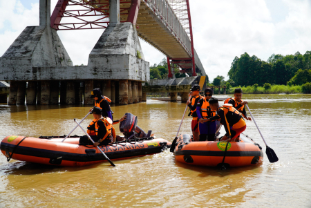 PENGAWASAN LOMBA JUKUNG TRADISIONAL 