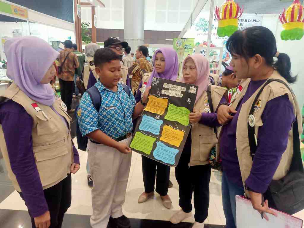PAMERAN ICCEF 2023 DI SURABAYA