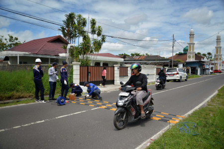 LINTASI SPEED BUMP