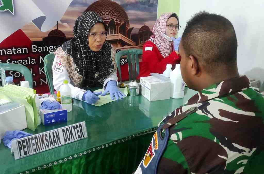PEMERIKSAAN ANAMNESIS