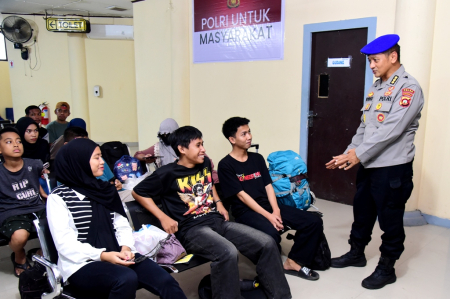 POLRI UNTUK MASYARAKAT