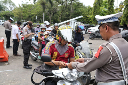 RAZIA KEPATUHAN WAJIB PAJAK KENDARAAN BERMOTOR