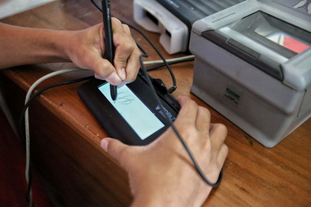 REKAM TANDA TANGAN ELEKTRONIK 