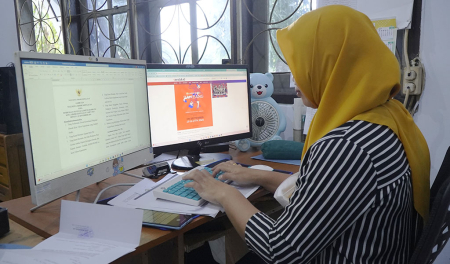 MEMBUAT SAMBUTAN WALI KOTA