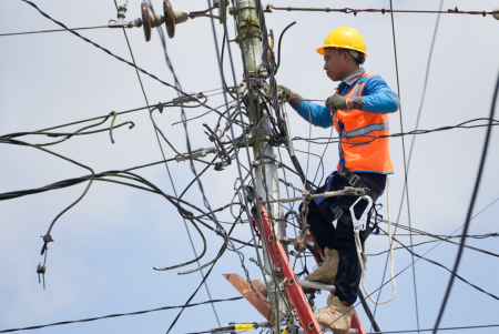 PERBAIKAN KABEL LISTRIK