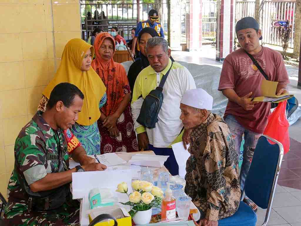 MENDATA PENERIMA BANTUAN BAHAN BANGUNAN
