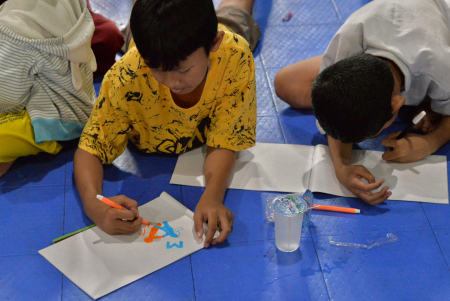 MEWARNAI GAMBAR 