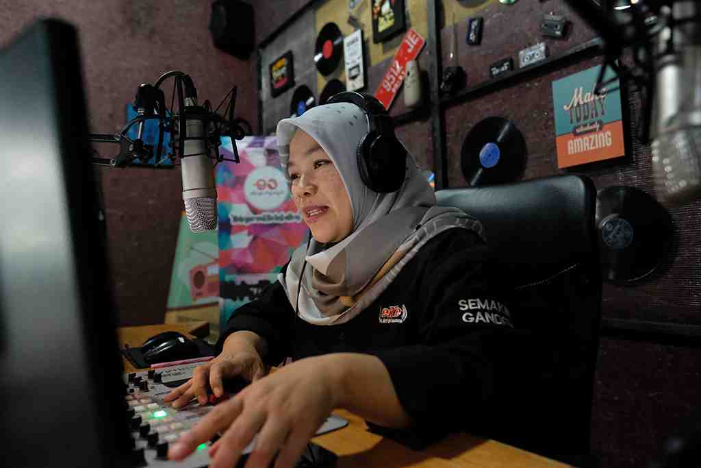 SIARAN PAGI