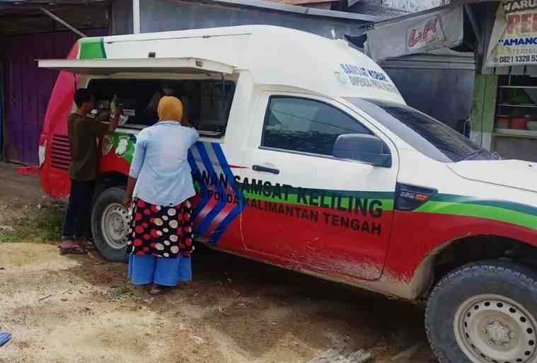 LAYANAN SAMSAT KELILING DI KECAMATAN KOTAWARINGIN LAMA