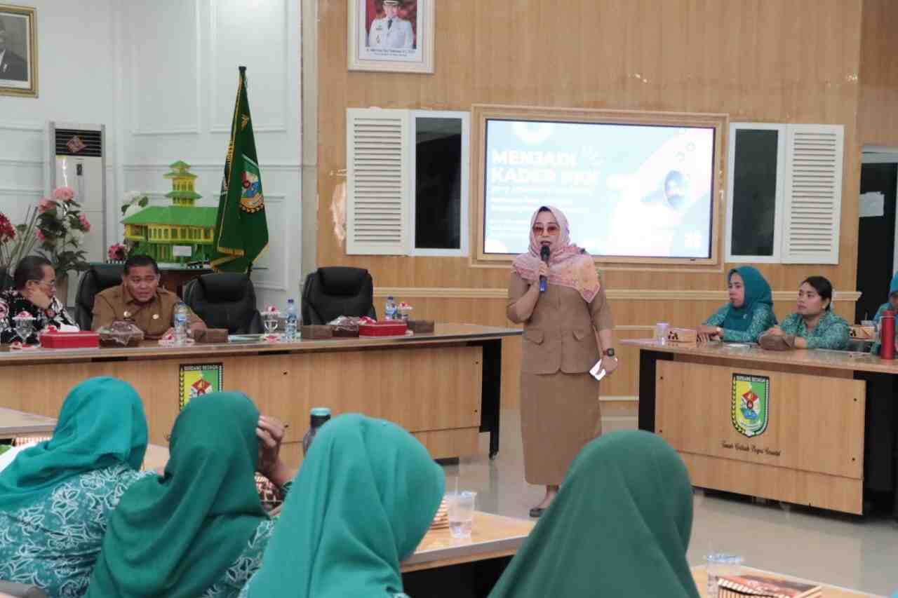 PELATIHAN PEMBERDAYAN PKK