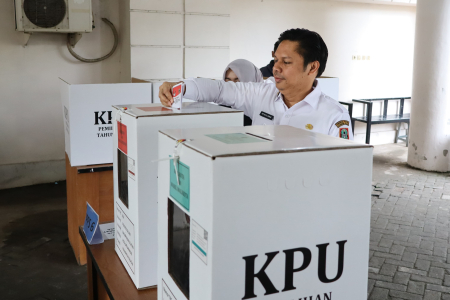 MASUKKAN SURAT SUARA