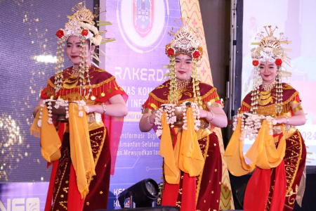 TARI BAKSA KEMBANG