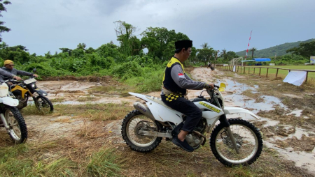 PIMPIN ROMBONGAN TURDES KE 10