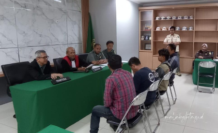 SATPOL PP KOTA MALANG TINDAK PELANGGAR PERDA