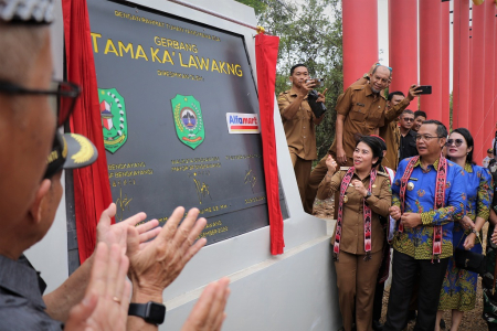 PERESMIAN GERBANG BATAS SINGKAWANG-BENGKAYANG