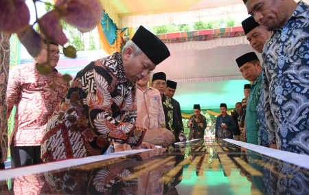 MENINGKATKAN INTELEKTUAL ANAK-ANAK SEBAGAI GENERASI PENERUS BANGSA