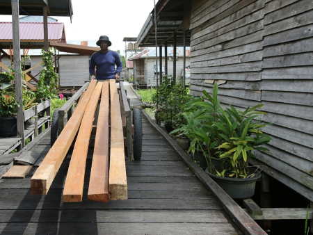 ANGKUT BALOK KAYU