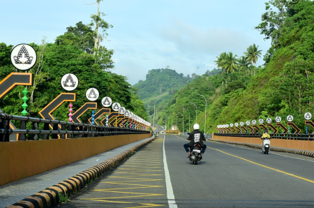 JEMBATAN MAKUTA HAYA-HAYA