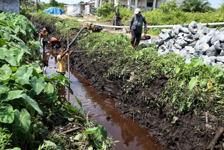 PEMBANGUNAN DRAINASE DI PALANGKA RAYA
