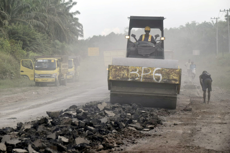 PERBAIKAN RUAS JALAN JENDERAL SUDIRMAN SAMPIT