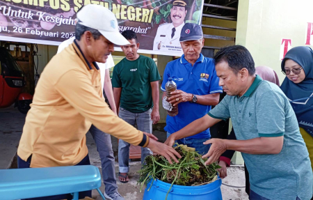 AKSI PILAH SAMPAH PERINGATI COMPOS DAY