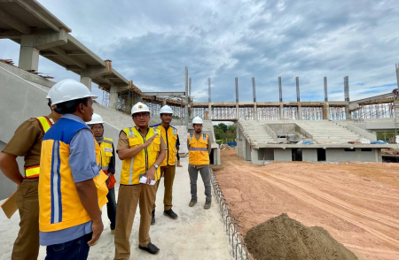 TINJAU PEMBANGUNAN GOR