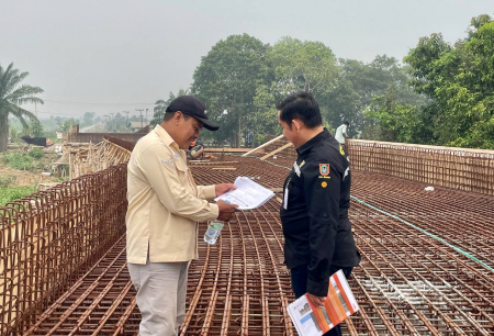MELIHAT GAMBAR PEMBANGUNAN JEMBATAN